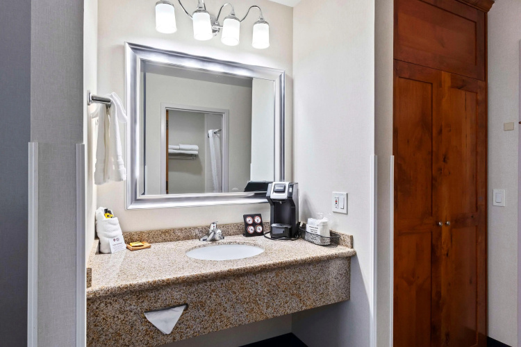 Best Western Plus Twin Falls Hotel photo 10