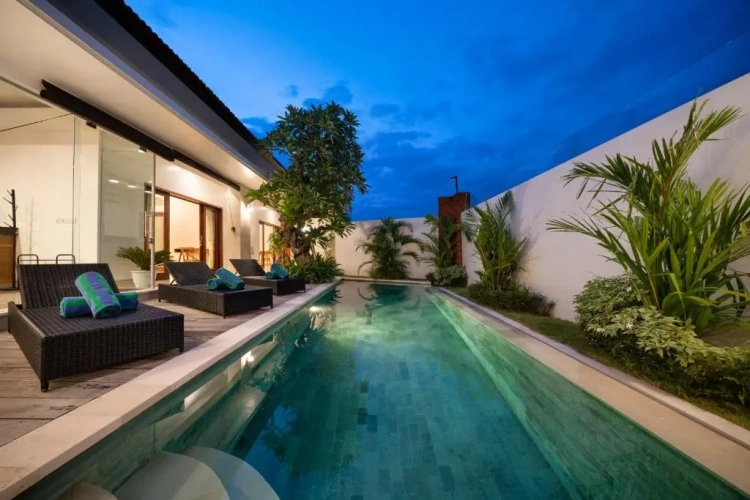 3 Bedrooms Villa