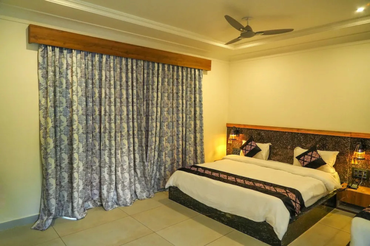 Van Vihar Farm & Resort