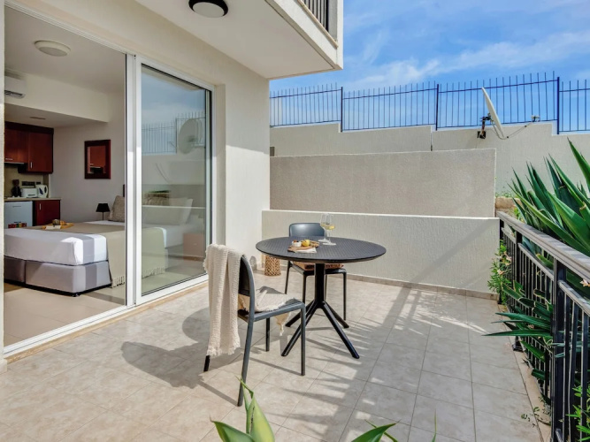 Sanders Seaview Paphos