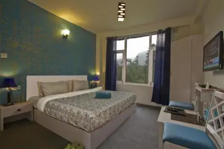 Sashas Hotel