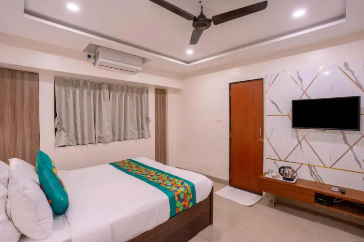Treebo Royal Comfort Atithi