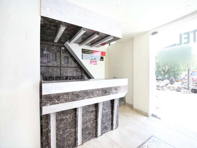OYO 14784 Angad Residency