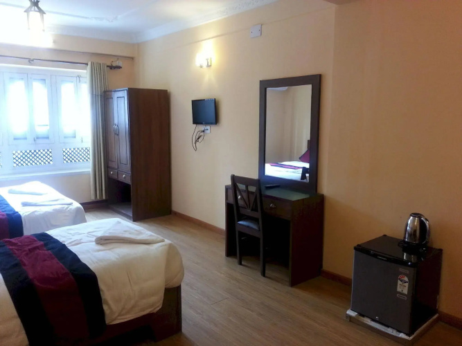 Hotel Happy Home