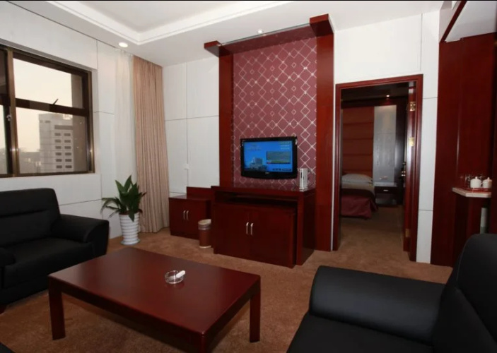 Crown Plaza