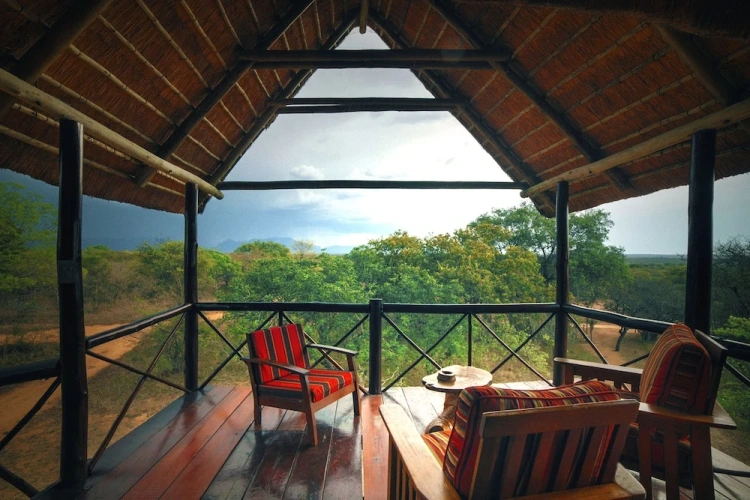 Luxury Cottage with balcony and with mountain view