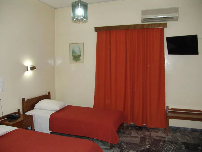 Hotel Cosmos