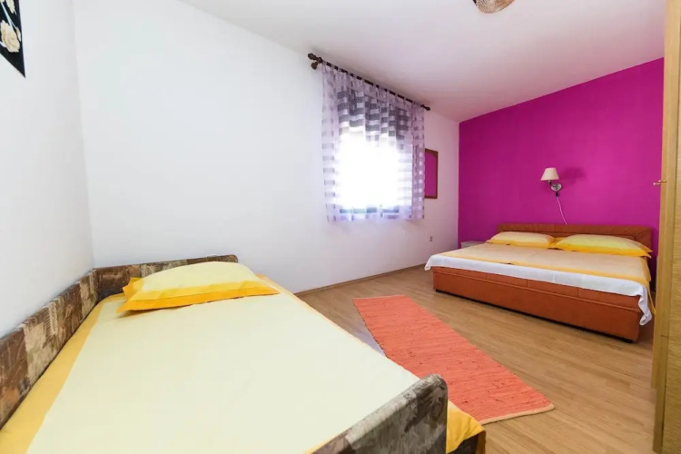 Apartment Eni