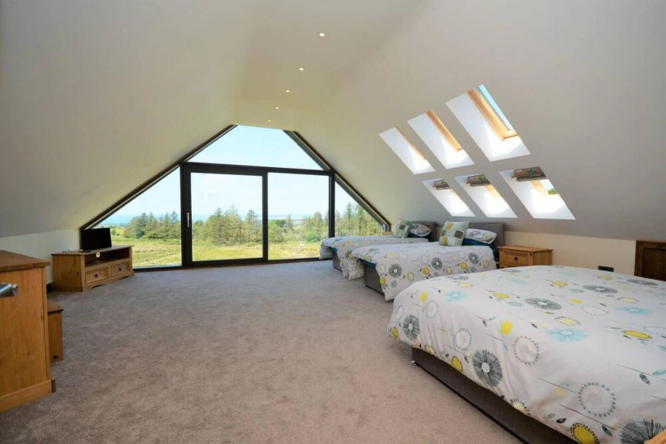 Immaculate 5-bed House Located in Caernarfon