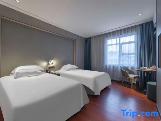 Premium Twin room