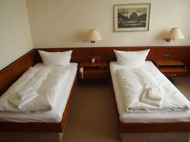 FF&E Hotel Dania