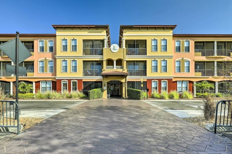 2 Bedrooms Apartment with balcony