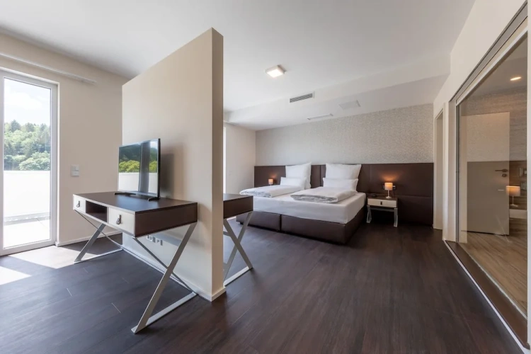 2 Bedrooms Premium Suite with balcony
