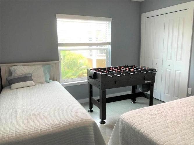 3 Bedrooms Apartment