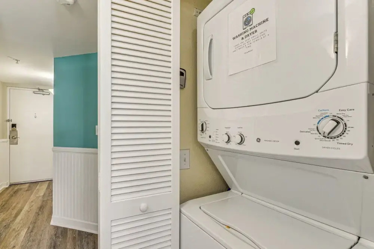 Oceanfront North Myrtle Beach Gem: Pools Access!