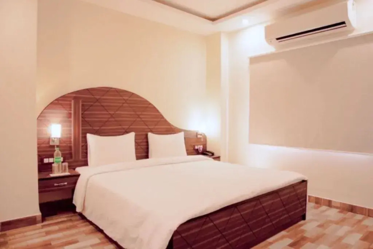 GenX Plaza Mughalsarai
