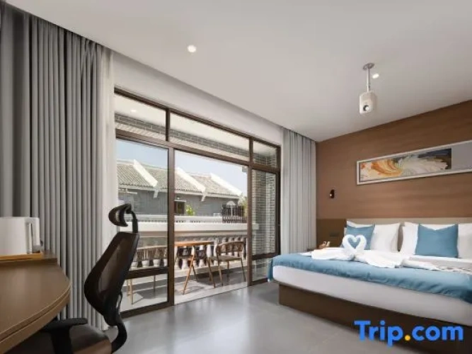 Standard Double room with balcony