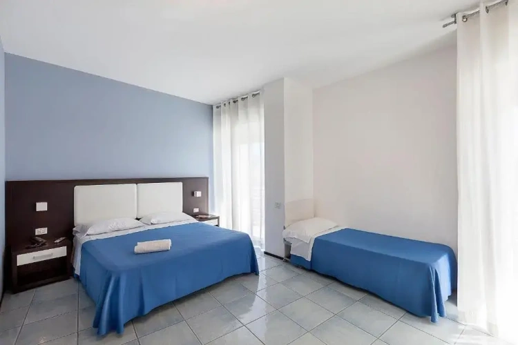 Standard Quadruple room