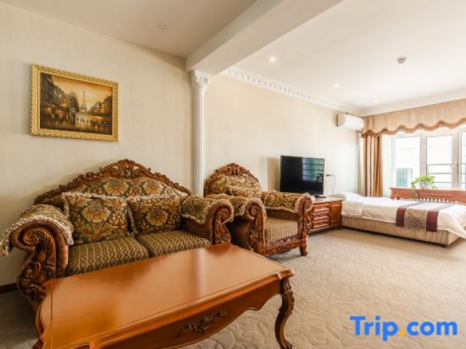 Business Family room