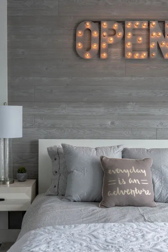 Romantic Studio Getaway with Rooftop Deck