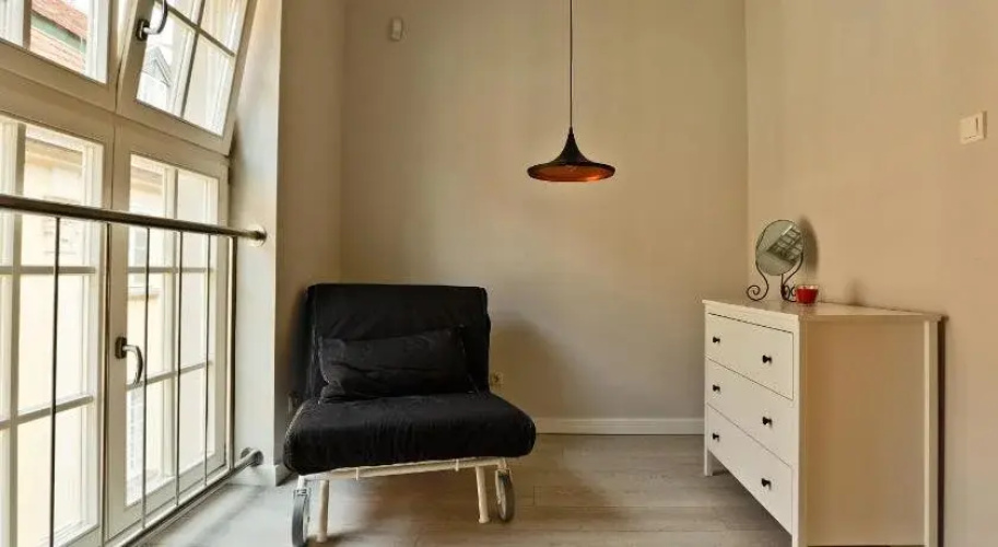 Sleep In Hostel  Apartments