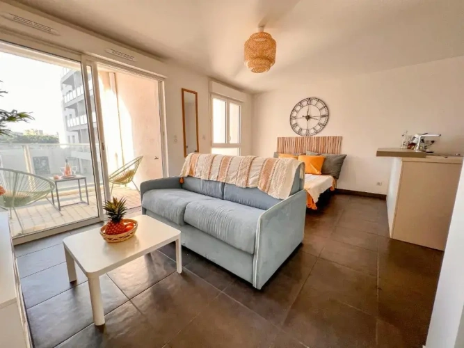 1 Bedroom Apartment