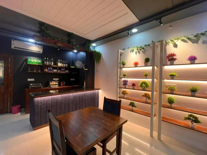 OYO 91695 Hotel Sarvika