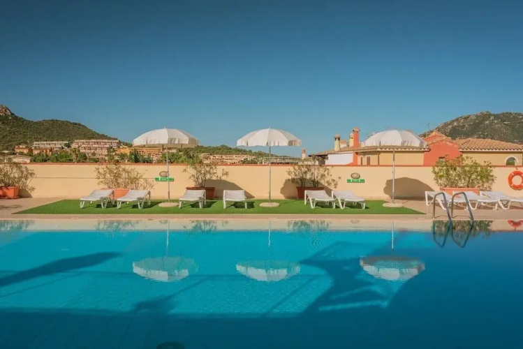 Appartamenti Le Fontane con piscina