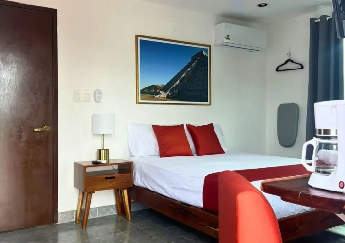 Standard Double room with city view