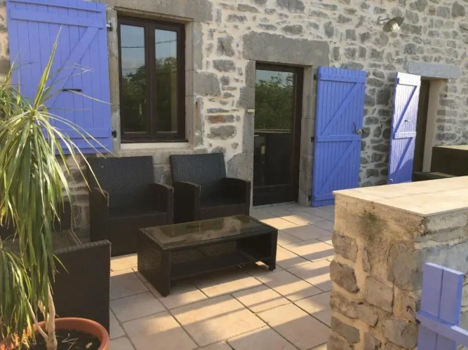 Double Cottage
