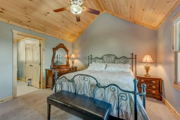 Sun's Cabin by Escape to Blue Ridge