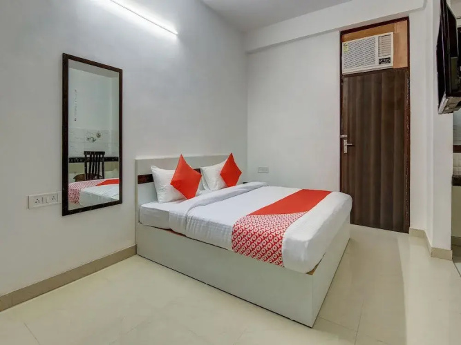 OYO Flagship 26759 BJ Residency