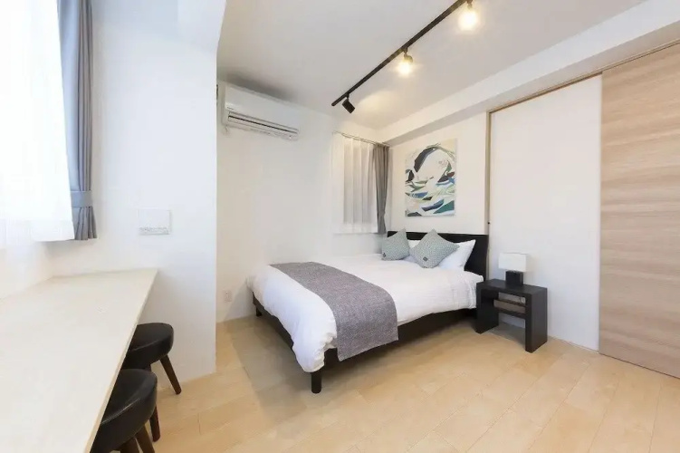 C2 Maison Philippe Shitaya 203