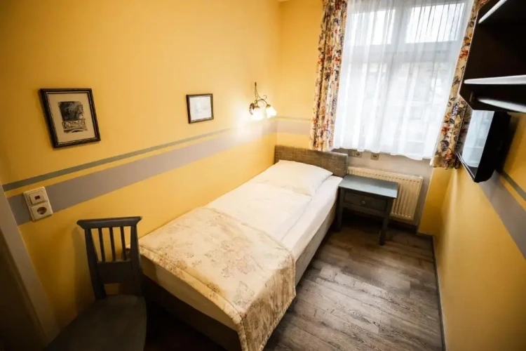Standard Single room