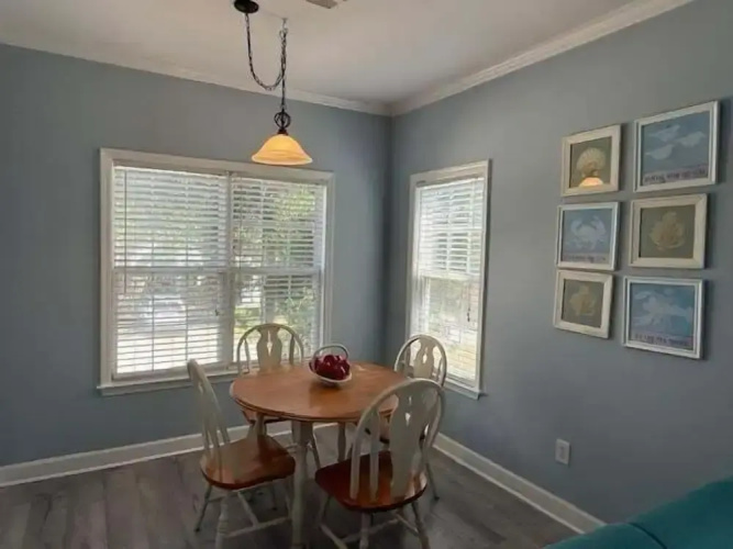 Gone To The Beach 4 Bedroom Home by RedAwning