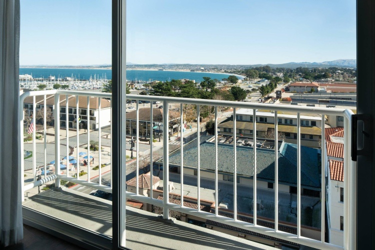 Standard Double room with bay view