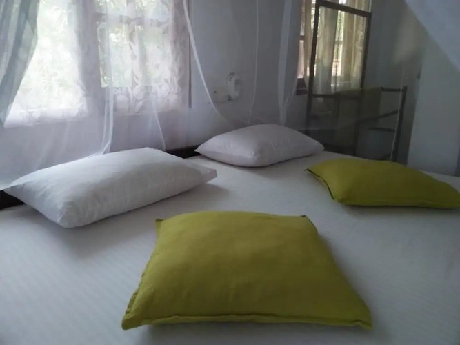 Yoho Hotel Samans