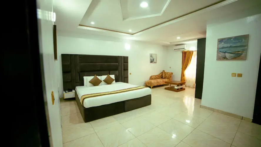 1bed - Balcony - Pool - Gym - Spa