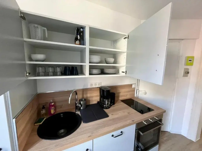 1 Bedroom Apartment