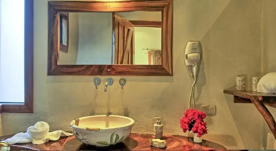 Mystica Lodge and Retreat
