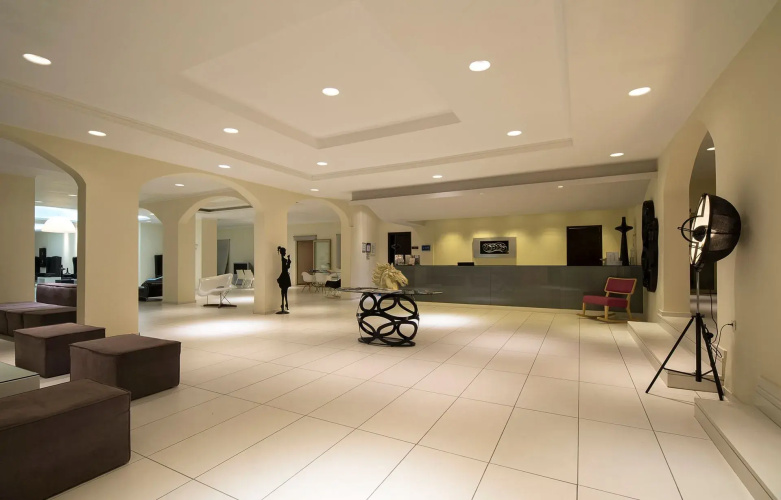 Golden Beach Hotel