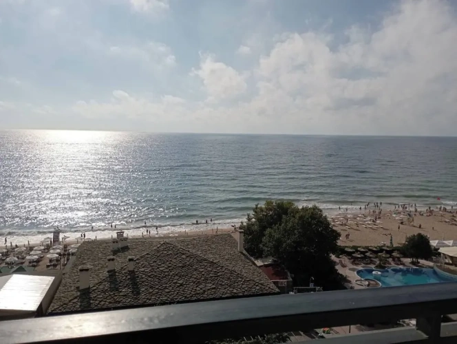 1 Bedroom Apartment with balcony and with sea view