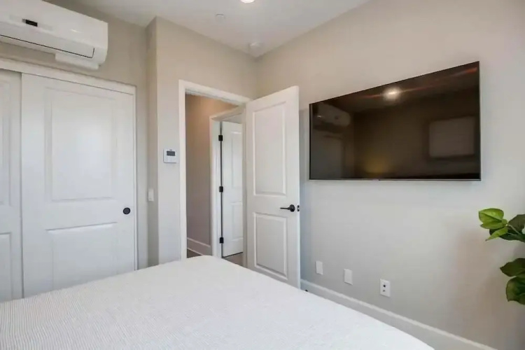 Santa Barbara Loft