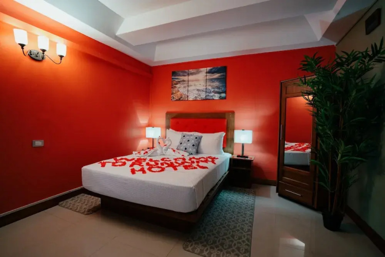 Runway Hotel