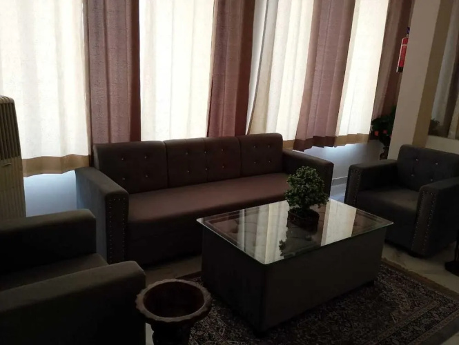 Hotel LR Delite Inn