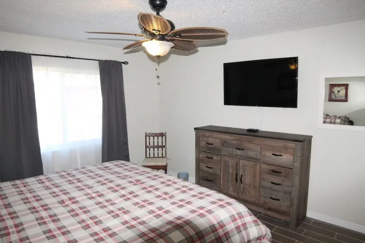 Pelican Inlet A105