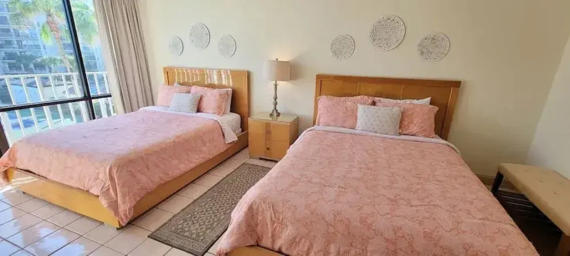 Beachfront Resort * Heated Pool * Sleeps Heaps (Saida Royale 9039) by RedAwning
