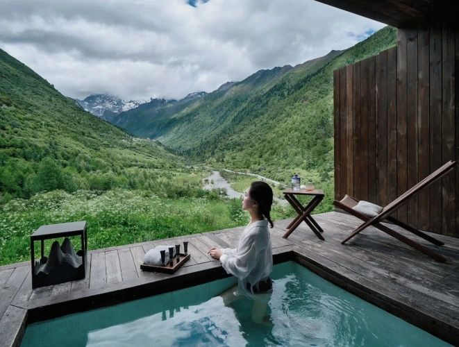 Standard Double room with balcony and with mountain view