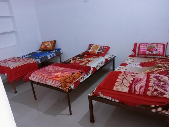 Bed in Dorm (female dorm)