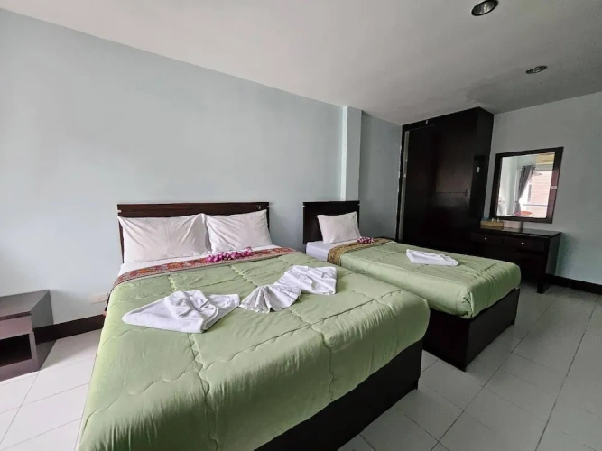 Deluxe Triple room